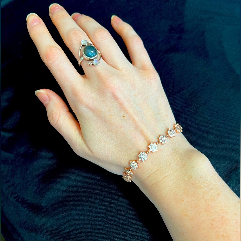 Rose Gold Flower Bracelet